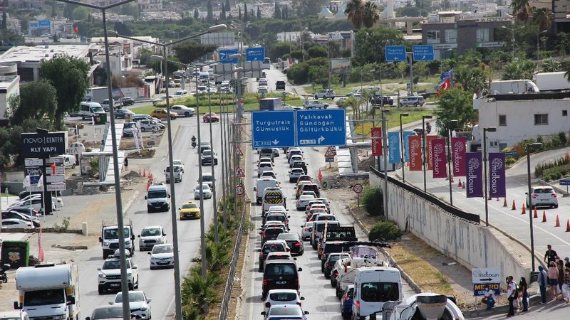 Kısıtlama kalktı Bodrum’a akın başladı