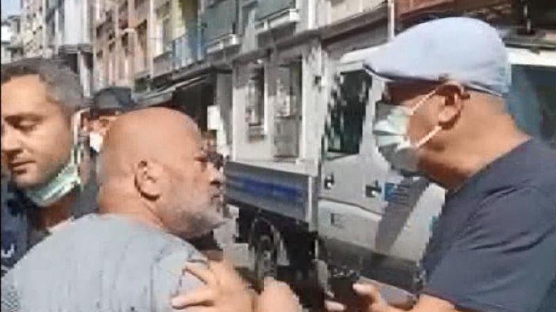 Kadıköy'de esnaf ile zabıta arasında arbede