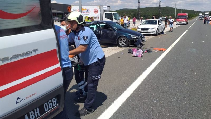 Balıkesir zincirleme kaza: 1 ölü, 5 yaralı