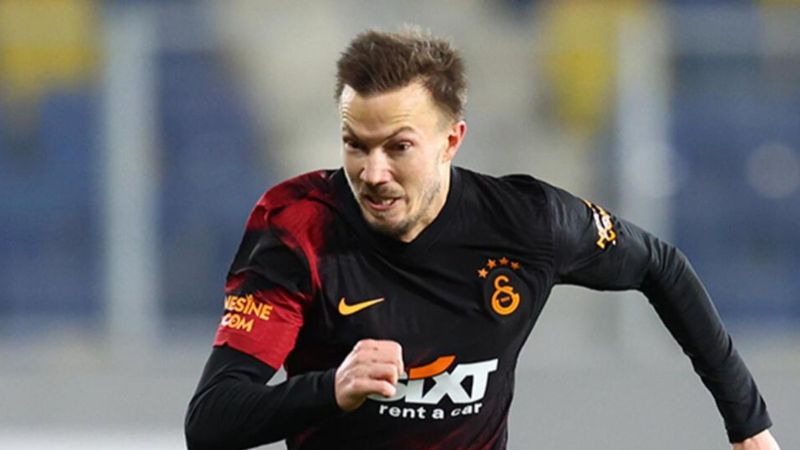 Martin Linnes'e Göztepe kancası