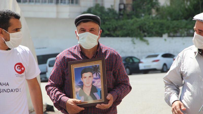 Diyarbakır'da HDP önündeki eylemde 670'inci gün