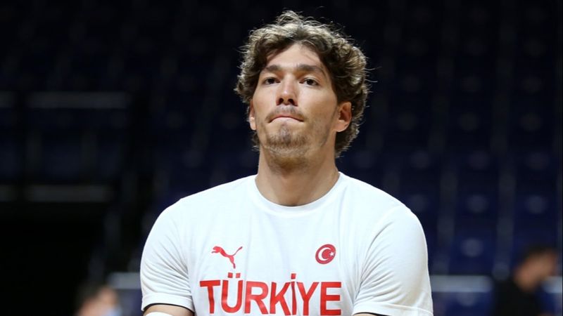 Cedi Osman, sosyal medya hesaplarını kapattı