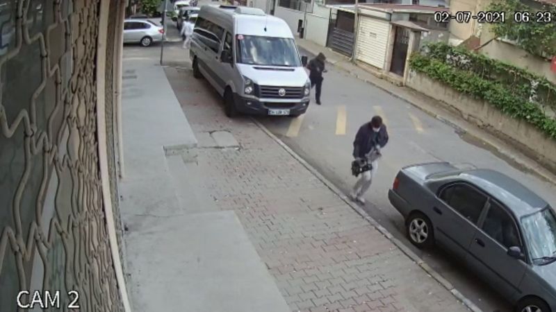 Beykoz'daki gurbetçinin aracı soyuldu