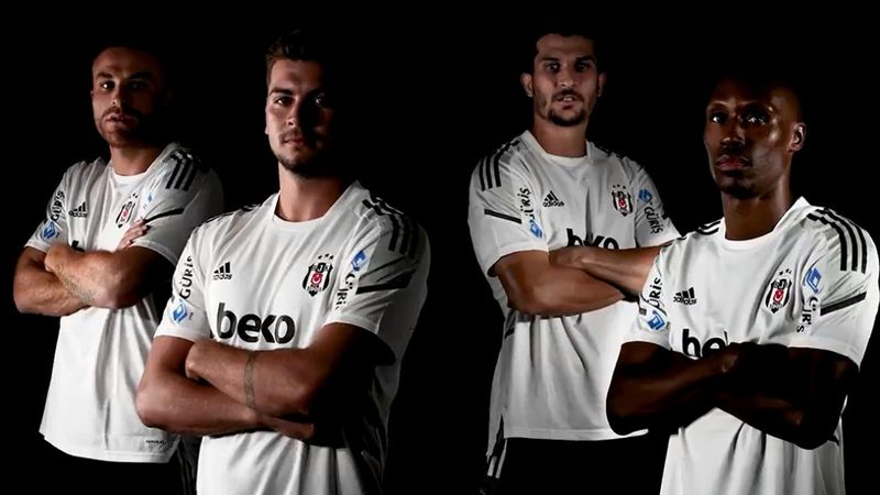 Beşiktaş'ta 4 oyuncuyla yeni sözleşme