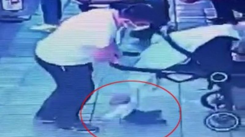 Güngören'de babanın hesapsız hareketi, bebeği arabadan düşürdü