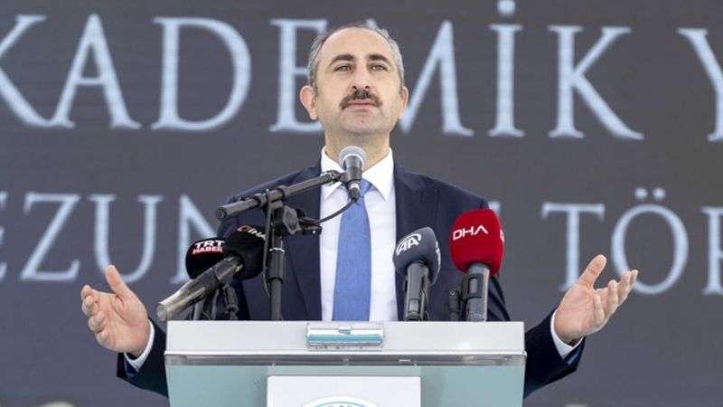 Abdulhamit Gül: Yıl sonunda 1000 hakim savcı alımı yapacağız