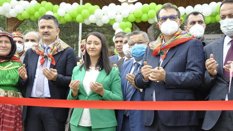 Fatih Dönmez ve Bekir Pakdemirli, Küçükelmalı Tabiat Parkı’nın açılışına katıldı