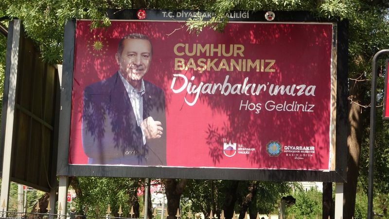 Diyarbakır Cumhurbaşkanı'nı karşılamaya hazır