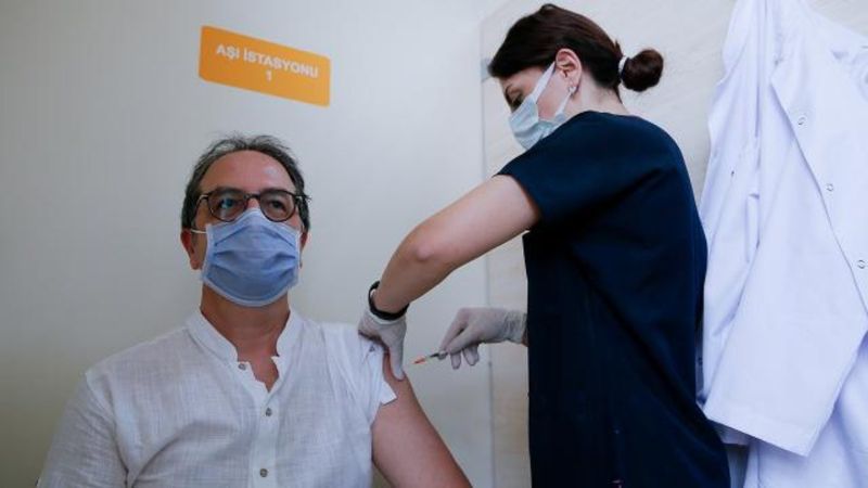 3.doz aşı zorunlu mu? 'Antikoru uyarmak için önemli'