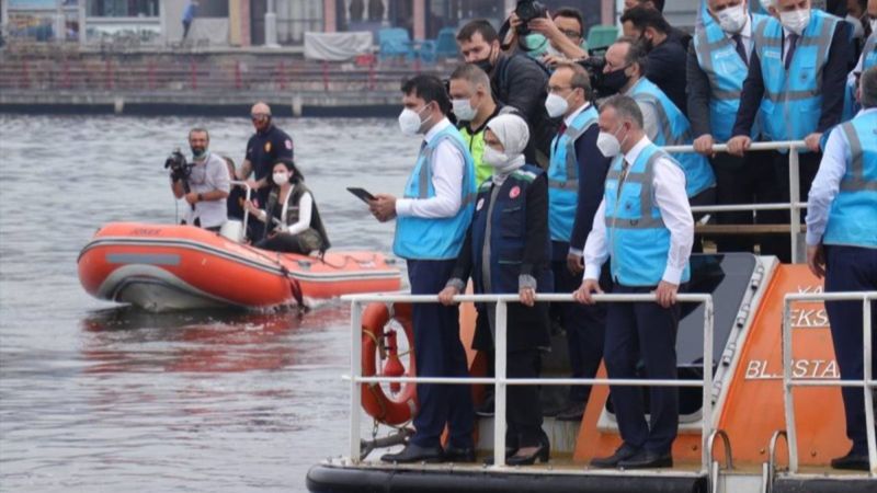 Murat Kurum: Denizimizde toplanacak miktarda müsilaj kalmadı