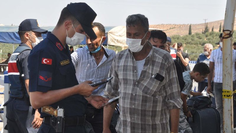 Türkiye'den 4 bin 513 Suriyeli bayram tatili için ülkesine gitti