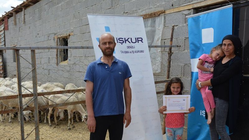 Denizli'de eşinin yardımıyla kurduğu işle yeniden hayata döndü