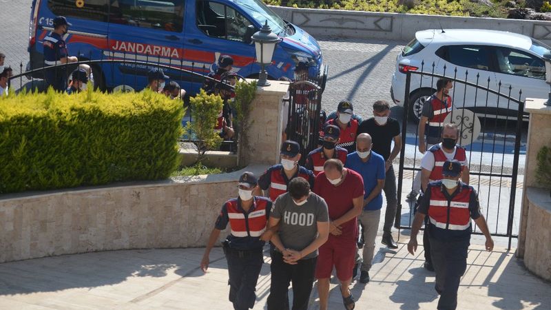 Muğla'da 'insan taciri' operasyonu: 10 gözaltı
