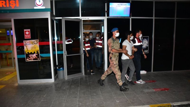 İzmir merkezli 47 ilde FETÖ operasyonu