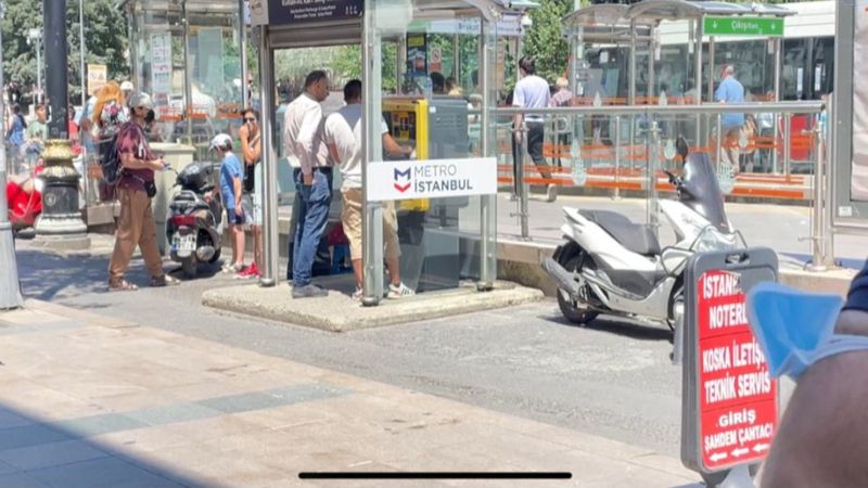 İstanbul’da HES kodu fırsatçılarının turist avı kamerada