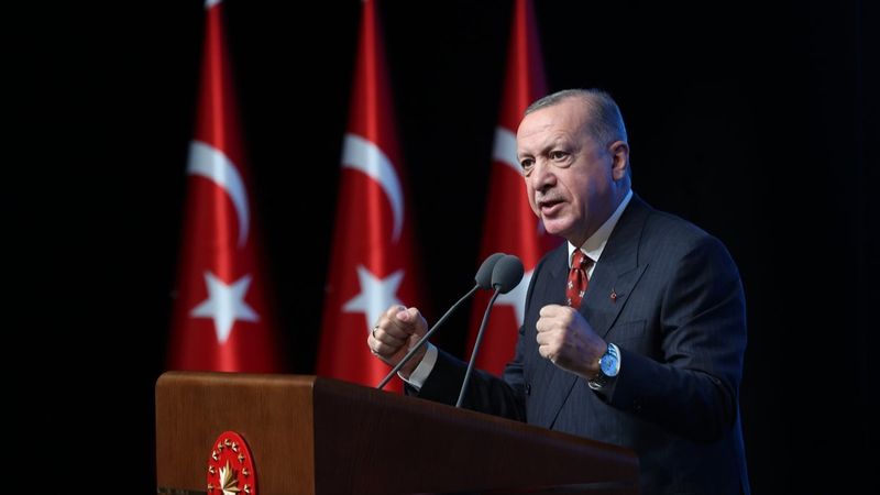 Cumhurbaşkanı Erdoğan, 'Türkiye Gençlik Zirvesi' programına katıldı
