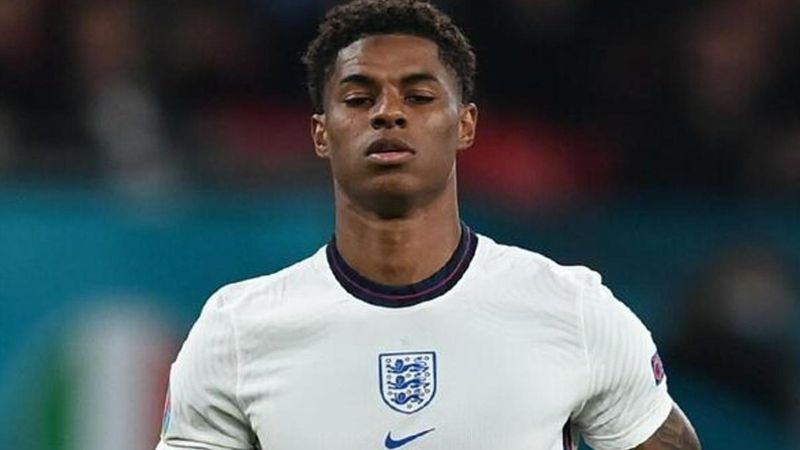 Marcus Rashford'dan ırkçı mesajlara cevap