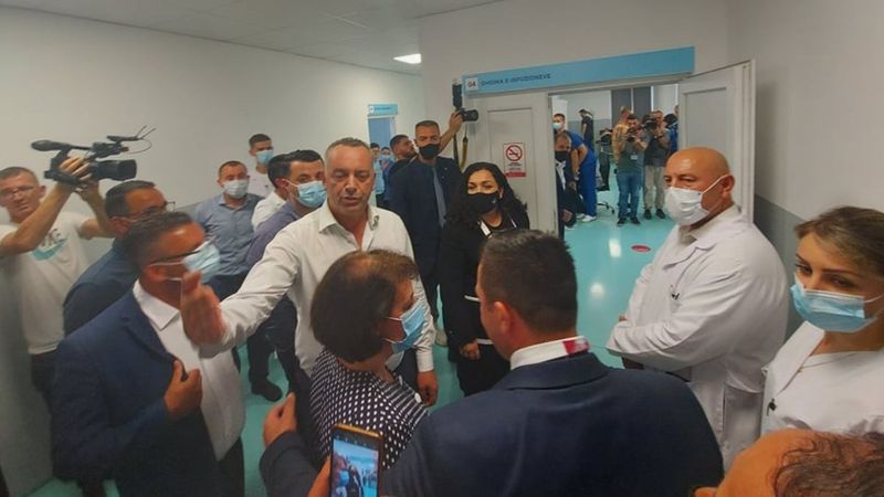 Kosova’daki bir kasabada 1500 kişi zehirlendi