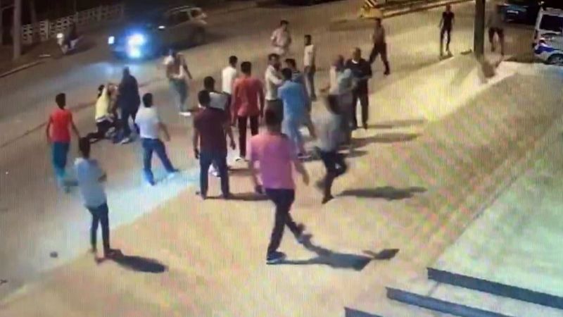 Sakarya'da husumetlileriyle karşılaşınca olanlar oldu