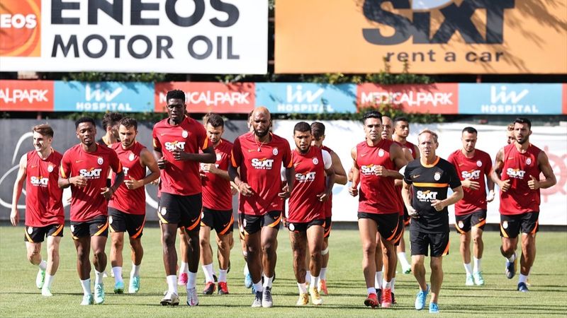 Galatasaray'da iki futbolcu koronaya yakalandı