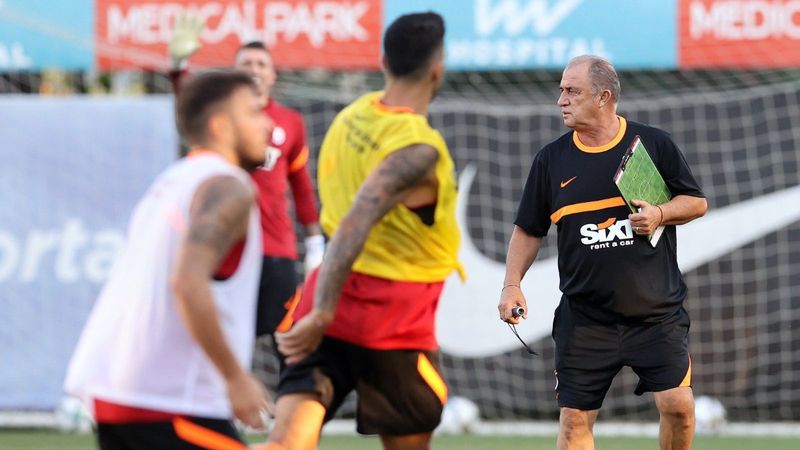 Fatih Terim'in PSV maçı muhtemel 11'i