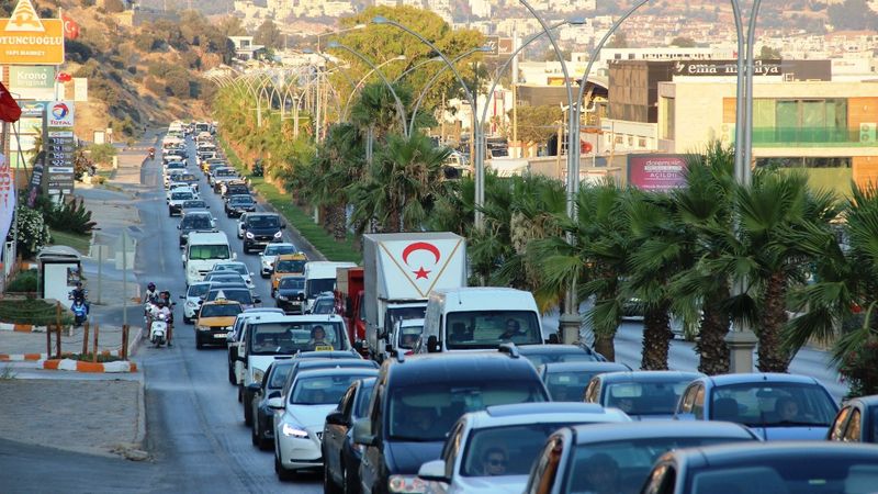 Bodrumlular turistlere sitem etti: Evinizde oturugosenize