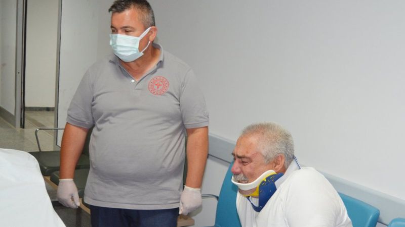 Aksaray'da kazada kaybettiği eşinin başında gözyaşı döktü