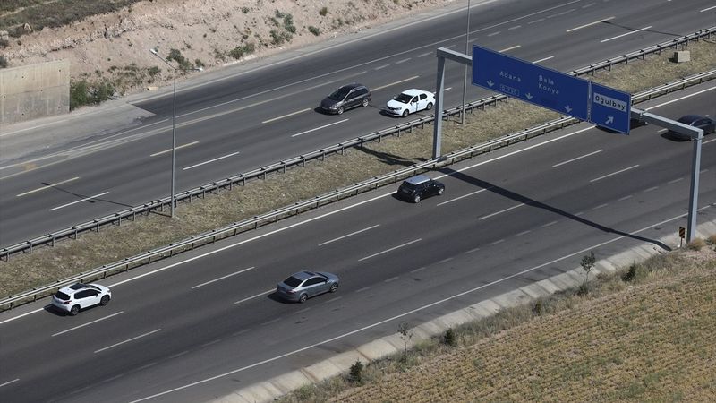 Ankara'da helikopterle trafik denetimi