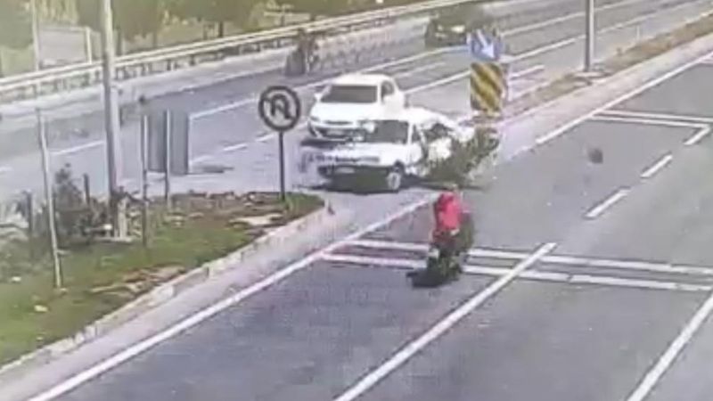 Kütahya'da otomobille motosiklet çarpıştı: 2 yaralı