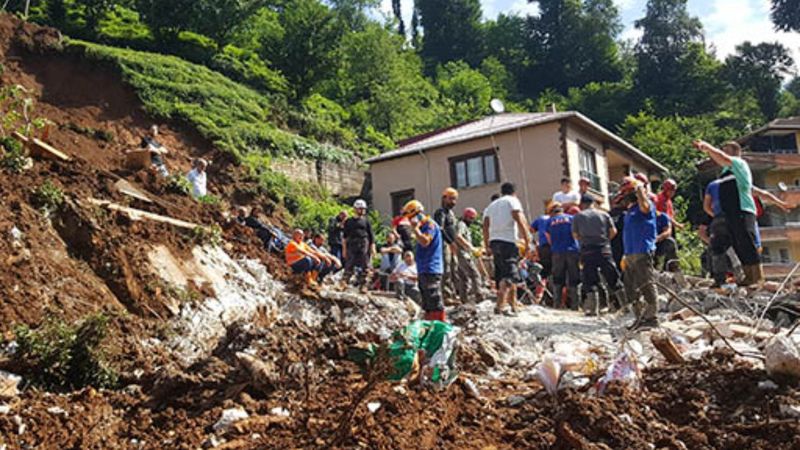 Rize'de sel felaketinde 47 bina yıkıldı