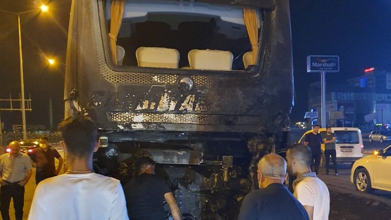 Diyarbakır'da terminalden çıkan otobüs yandı