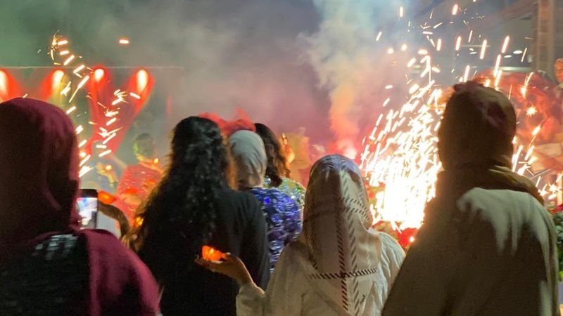 Adıyaman'da yangına rağmen kınaya devam edildi