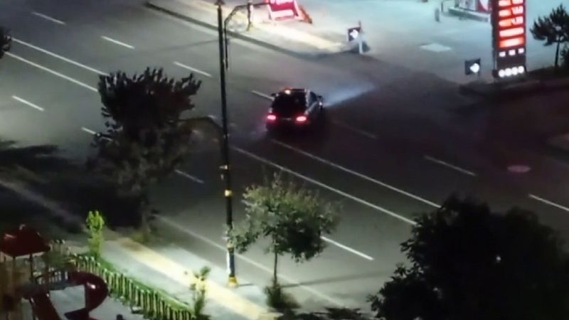 Sivas'ta drift yapan sürücü