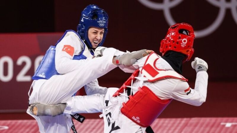 Milli tekvandocu Rukiye Yıldırım yarı finalde