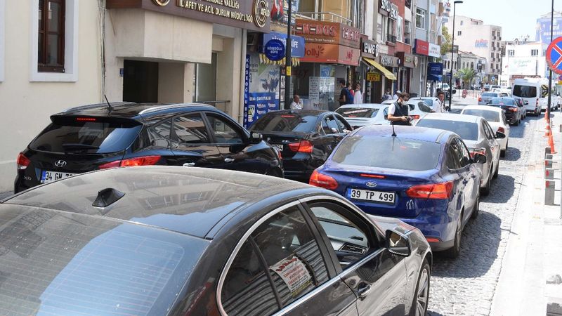 Çanakkale'de tatilin son günü dönüş yoğunluğu sürüyor