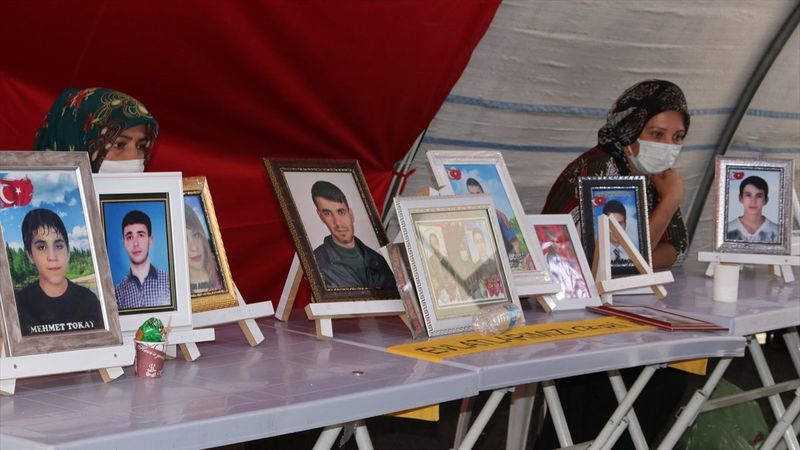 Diyarbakır’daki evlat nöbeti 692’nci gününde