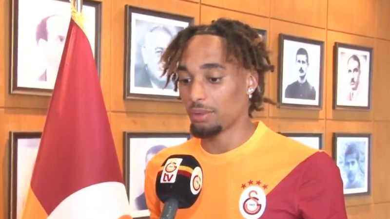 Galatasaray, Sacha Boey'u açıkladı