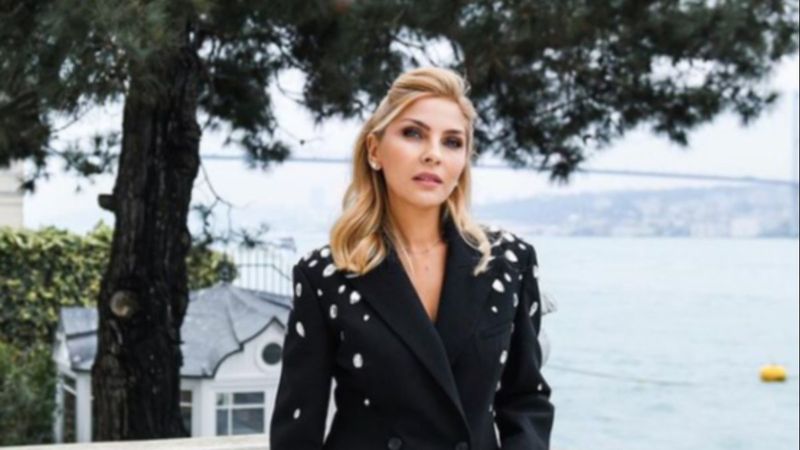Arzu Sabancı, Suriyelilerin Türkiye'de bulunmasından rahatsız