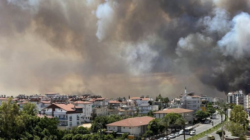 Manavgat Belediye Başkanı Şükrü Sözen: Yangın Manavgat merkeze sıçradı