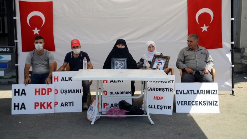 Muş’ta evlat nöbeti 15’inci haftasında