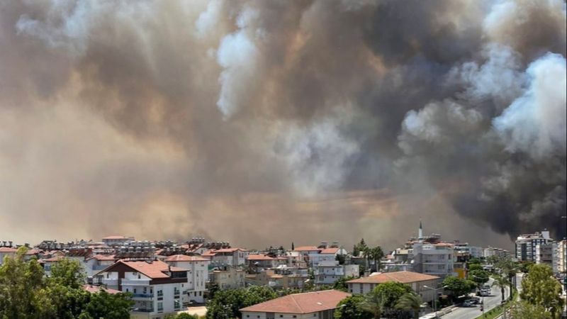 Manavgat'taki yangın, 4 farklı noktada çıktı