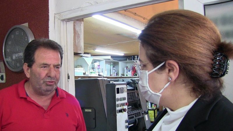 Aile ve Sosyal Hizmetler Bakanı Derya Yanık, Arhavi’deki sel bölgesinde incelemelerde bulundu