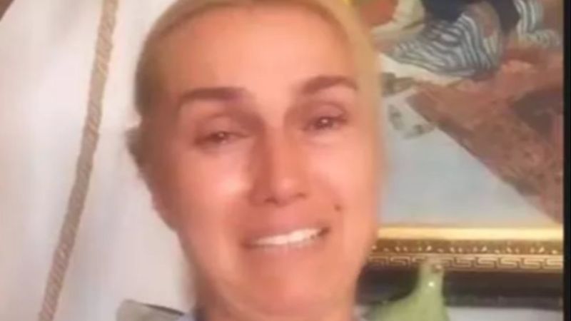 Tuğba Özay'ın çiftliği yandı