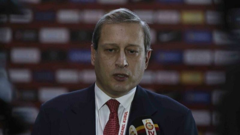 Burak Elmas: Feghouli ve Falcao'dan takım bulmalarını istedim