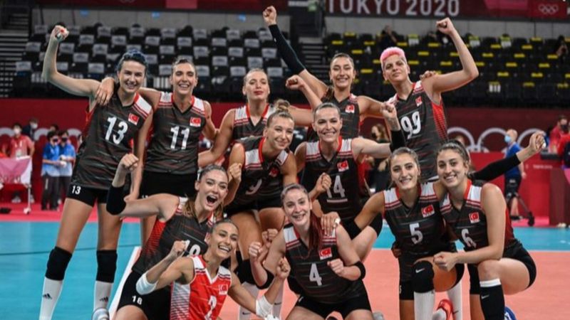 Çeyrek final yolunda: Türkiye voleybol çeyrek final rakibi kim oldu?