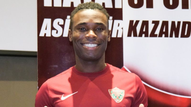 Hatayspor, Adekugbe'yi transfer etti