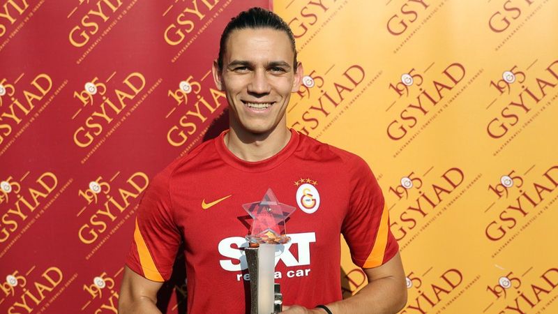 GSYİAD, Taylan Antalya'yı yılın oyuncusu seçti