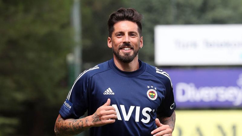 Jose Sosa: Ayrılma niyetim yok