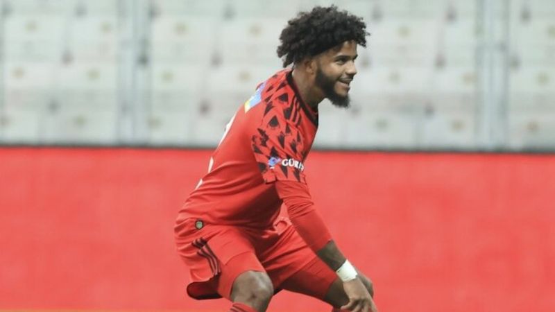 Beşiktaş'ta Valentin Rosier'e güven tam