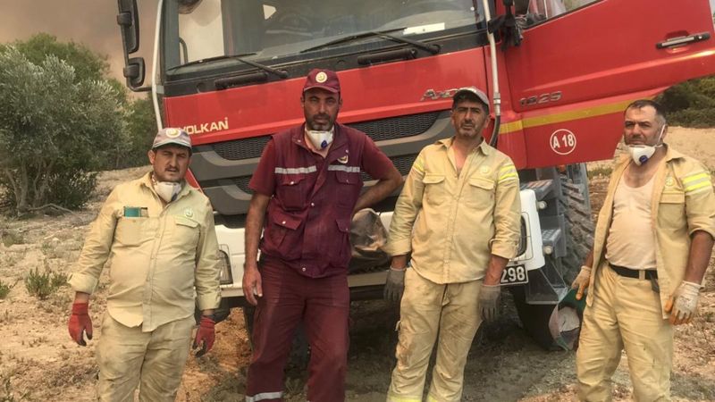 Antalya'da 'alev savaşçıları' yangını söndürmekte kararlı